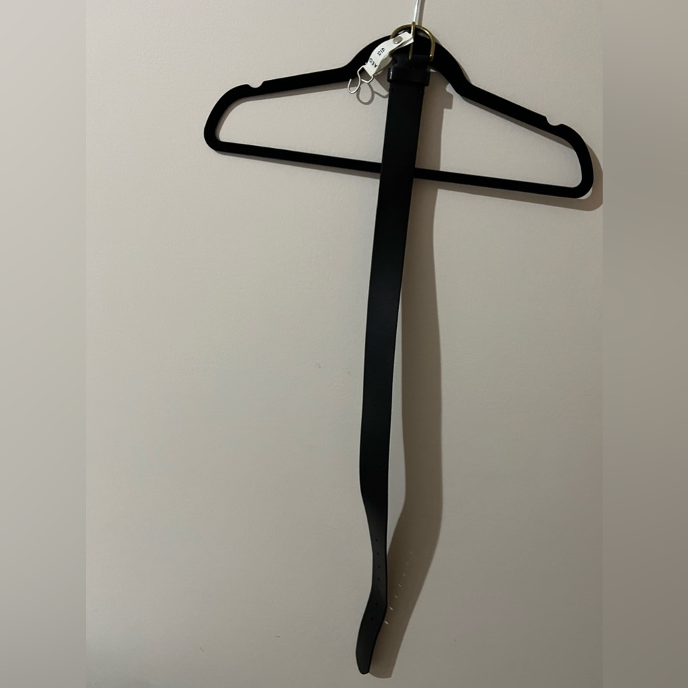American eagle women’s black belt